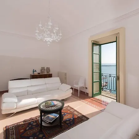 Casa Marina Siracusa Daire